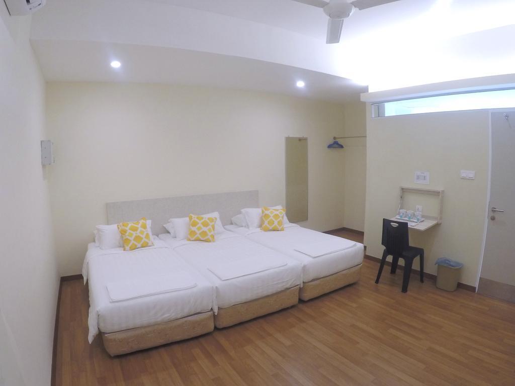 1Acs เรสซิเดนซ์ Hotel กูชิง ห้อง รูปภาพ