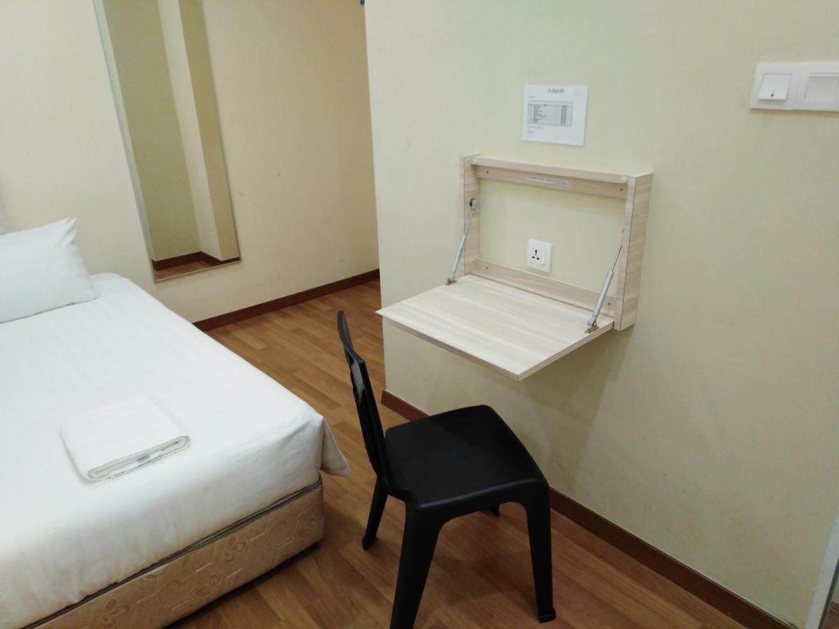 1Acs เรสซิเดนซ์ Hotel กูชิง ภายนอก รูปภาพ